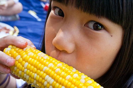 eat-corn-on-the-cob