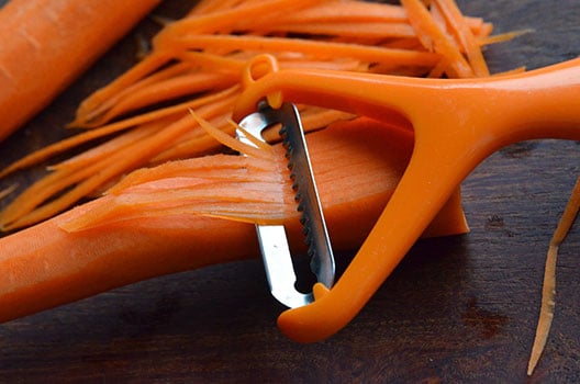 julienne-veggie-peeler