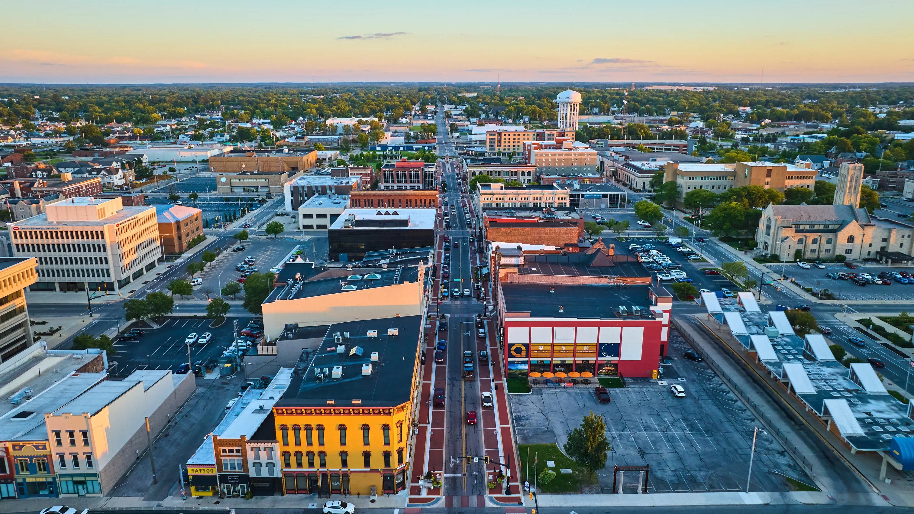 Muncie Footer BG