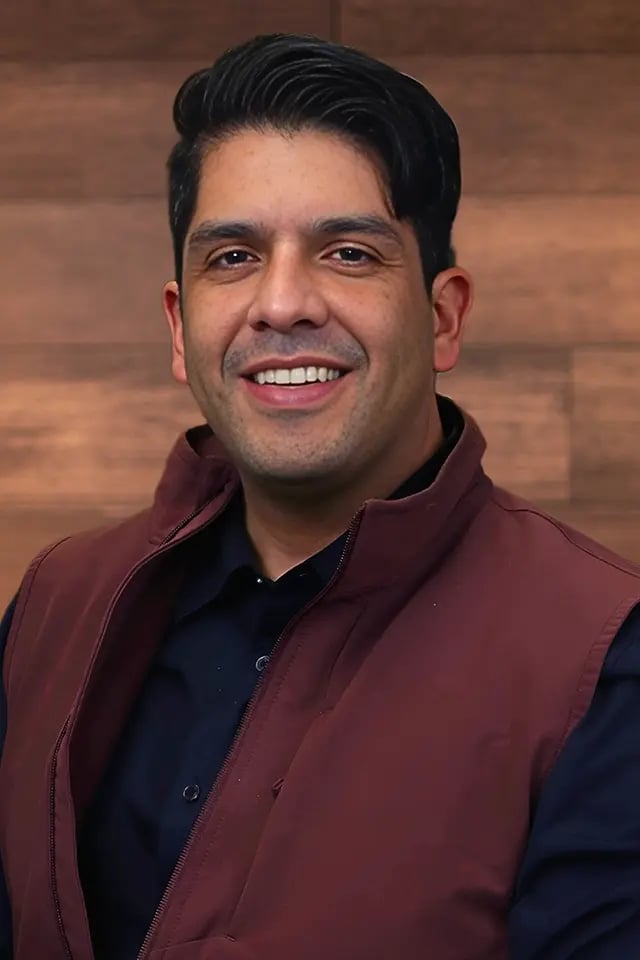 Sam Gonzales Headshot