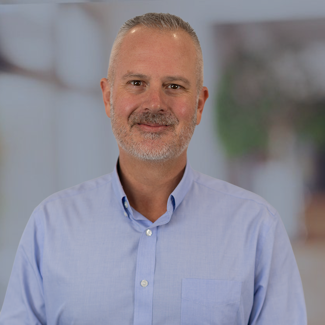 Grant Lyons Headshot